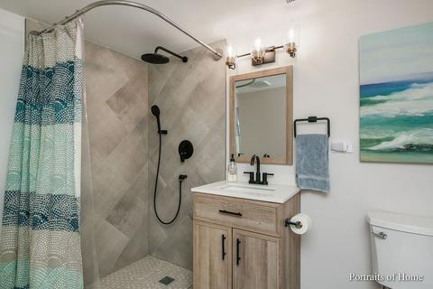 1019 Crest St, Wheaton, IL 60189 photo 29