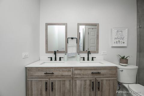 1019 Crest St, Wheaton, IL 60189 photo 14