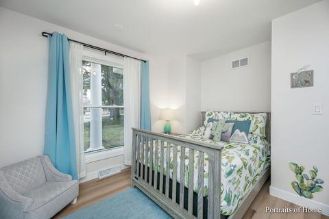 1019 Crest St, Wheaton, IL 60189 photo 16