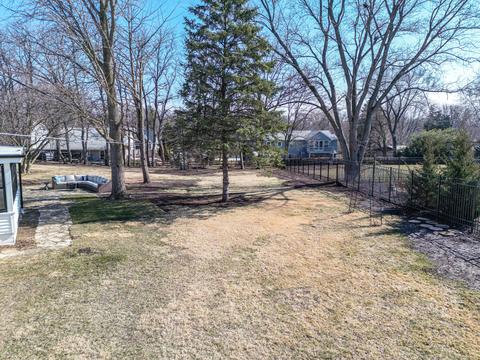 1019 Crest St, Wheaton, IL 60189 photo 41