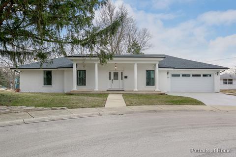 1019 Crest St, Wheaton, IL 60189 photo 1