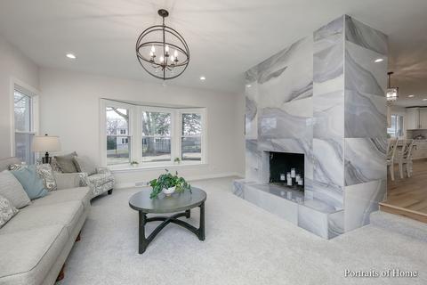 1019 Crest St, Wheaton, IL 60189 photo 3