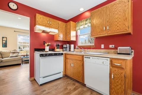 1212 Quail Dr, Plainfield, IL 60586 photo 4