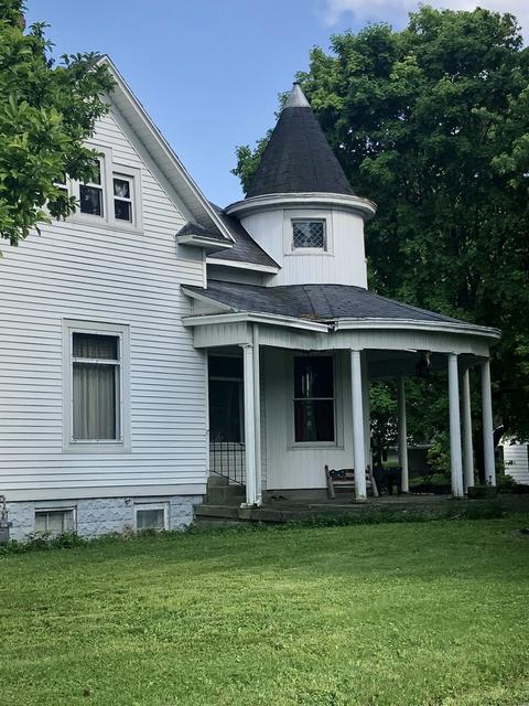 403 E 3rd St, Brocton, IL 61917 photo 4