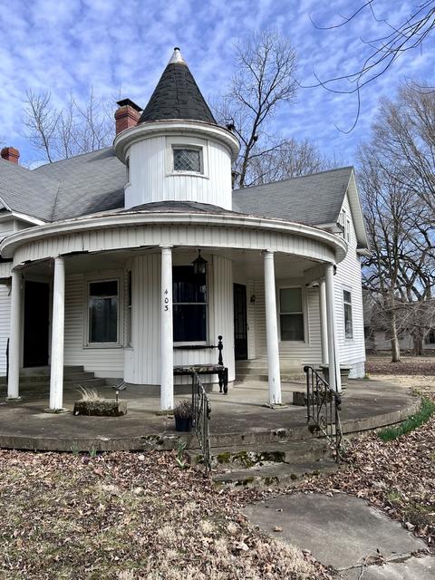 403 E 3rd St, Brocton, IL 61917 photo 2