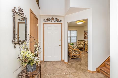 643 Sutton Ct, Wheeling, IL 60090 photo 4