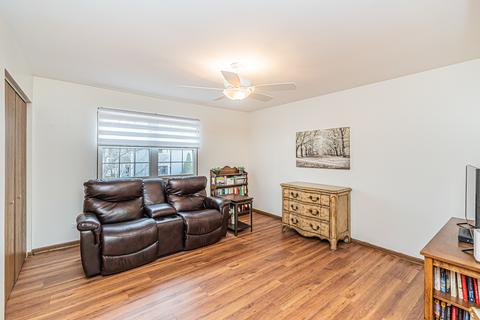643 Sutton Ct, Wheeling, IL 60090 photo 31