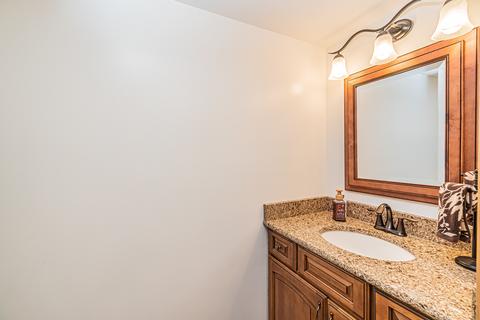 643 Sutton Ct, Wheeling, IL 60090 photo 20