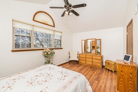 643 Sutton Ct, Wheeling, IL 60090 photo 29