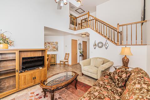 643 Sutton Ct, Wheeling, IL 60090 photo 6
