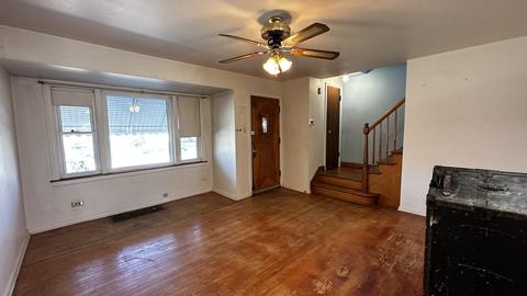 10948 S Eberhart Ave, Chicago, IL 60628 photo 2