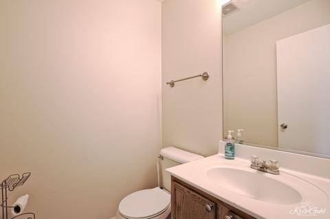512 Timber Dr, Harvard, IL 60033 photo 7