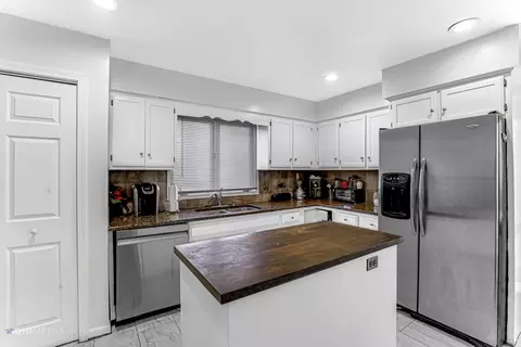 2930 Paris Rd, Olympia Fields, IL 60461 photo 9