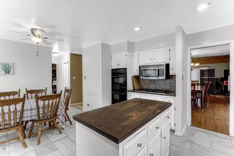 2930 Paris Rd, Olympia Fields, IL 60461 photo 8