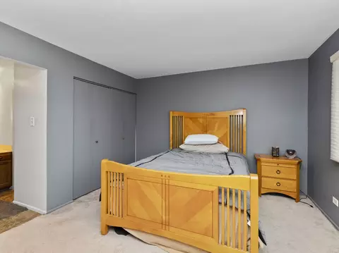 18600 Golfview Dr, Hazel Crest, IL 60429 photo 21
