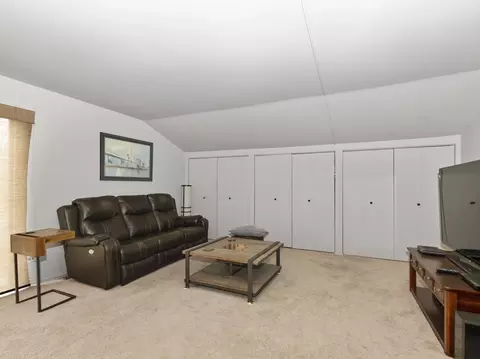 18600 Golfview Dr, Hazel Crest, IL 60429 photo 24