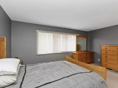 18600 Golfview Dr, Hazel Crest, IL 60429 photo 19