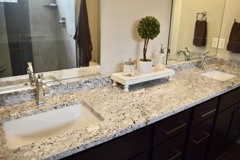 807 Table Rock Cir, Normal, IL 61761 photo 24
