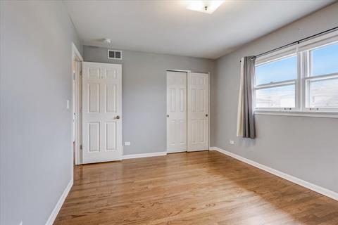 132 Ambleside Rd, Des Plaines, IL 60016 photo 14