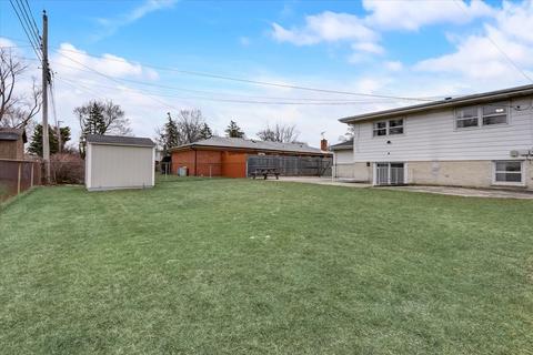 132 Ambleside Rd, Des Plaines, IL 60016 photo 26