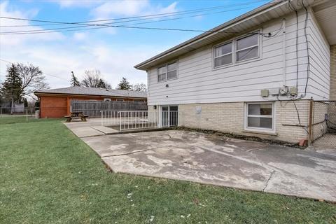 132 Ambleside Rd, Des Plaines, IL 60016 photo 27