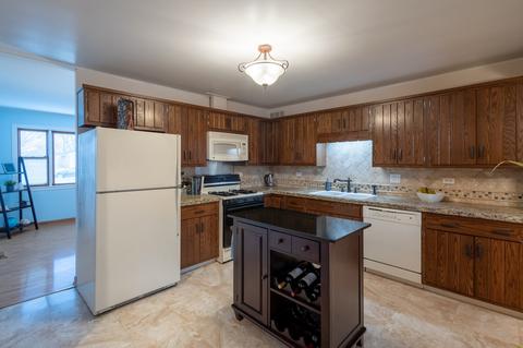 2114 Quail Ct, Rolling Meadows, IL 60008 photo 3