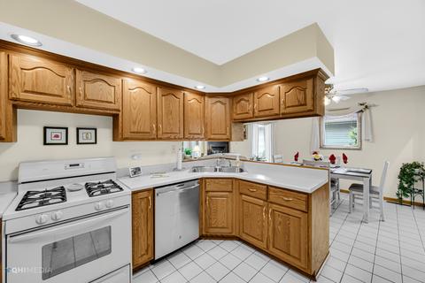 17638 Wright St, Lansing, IL 60438 photo 11