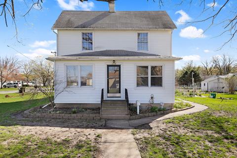 448 N Morgan St, Bement, IL 61813 photo 1