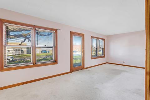 448 N Morgan St, Bement, IL 61813 photo 2