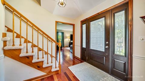1013 Twisted Oak Ct, Algonquin, IL 60102 photo 4