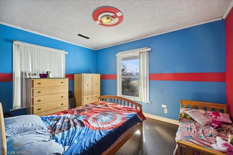 560 E Cass St, Joliet, IL 60432 photo 10