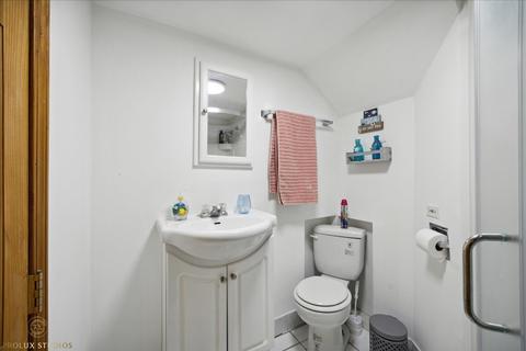 560 E Cass St, Joliet, IL 60432 photo 12