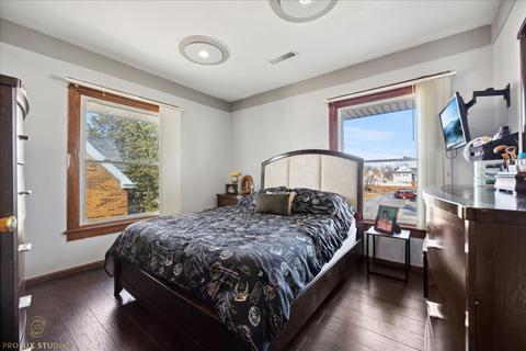 560 E Cass St, Joliet, IL 60432 photo 6
