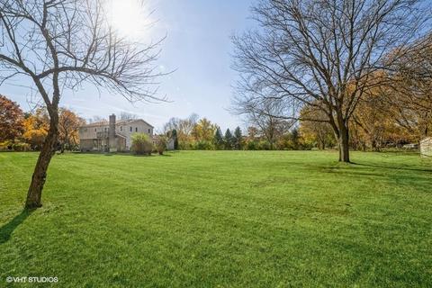 29 W440 Mercury Ct, Bartlett, IL 60103 photo 2