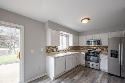 21420 W Georgetown Ct, Plainfield, IL 60544 photo 5