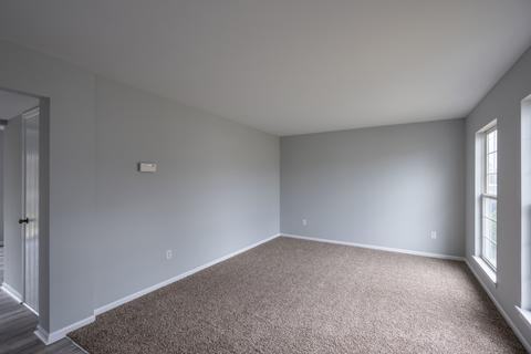 21420 W Georgetown Ct, Plainfield, IL 60544 photo 2
