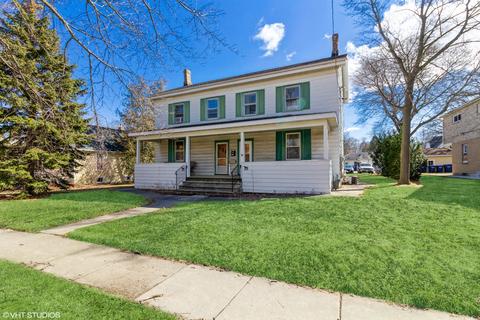 416 N 4th St, Dekalb, IL 60115