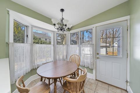 411 E Jefferson Ave, Wheaton, IL 60187 photo 9