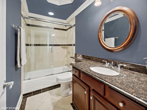 837 W Roscoe St #2W, Chicago, IL 60657 photo 13
