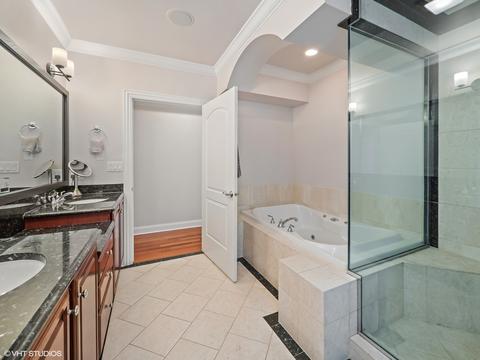 837 W Roscoe St #2W, Chicago, IL 60657 photo 11