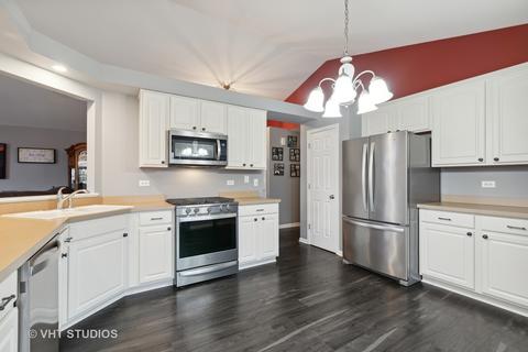 5216 Cobblers Xing, Mchenry, IL 60050 photo 12
