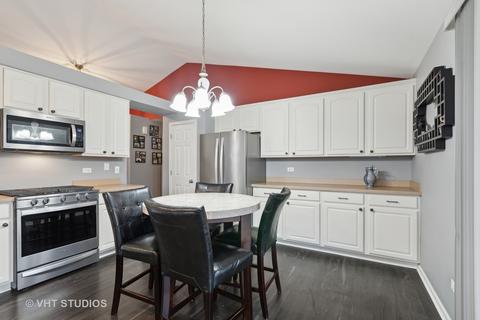 5216 Cobblers Xing, Mchenry, IL 60050 photo 9