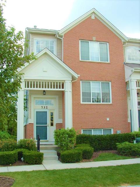 732 Hanbury Dr, Des Plaines, IL 60016