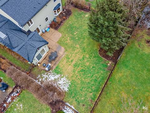 355 Hillhurst Dr, Cary, IL 60013 photo 23