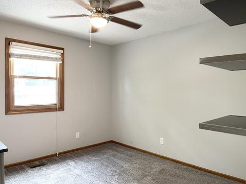 683 Woodstock Ln, Bourbonnais, IL 60914 photo 16