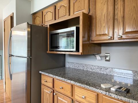 683 Woodstock Ln, Bourbonnais, IL 60914 photo 10