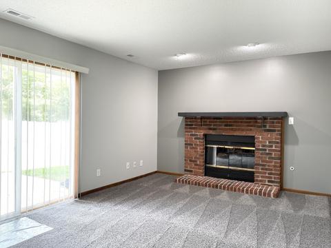 683 Woodstock Ln, Bourbonnais, IL 60914 photo 19