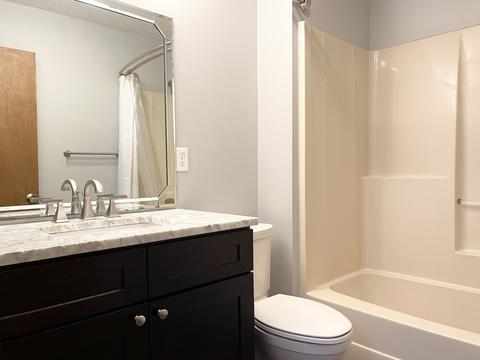 683 Woodstock Ln, Bourbonnais, IL 60914 photo 31