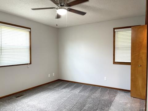 683 Woodstock Ln, Bourbonnais, IL 60914 photo 26