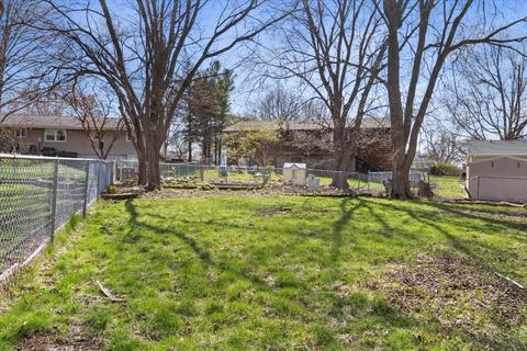 1705 Erin Dr, Normal, IL 61761 photo 24